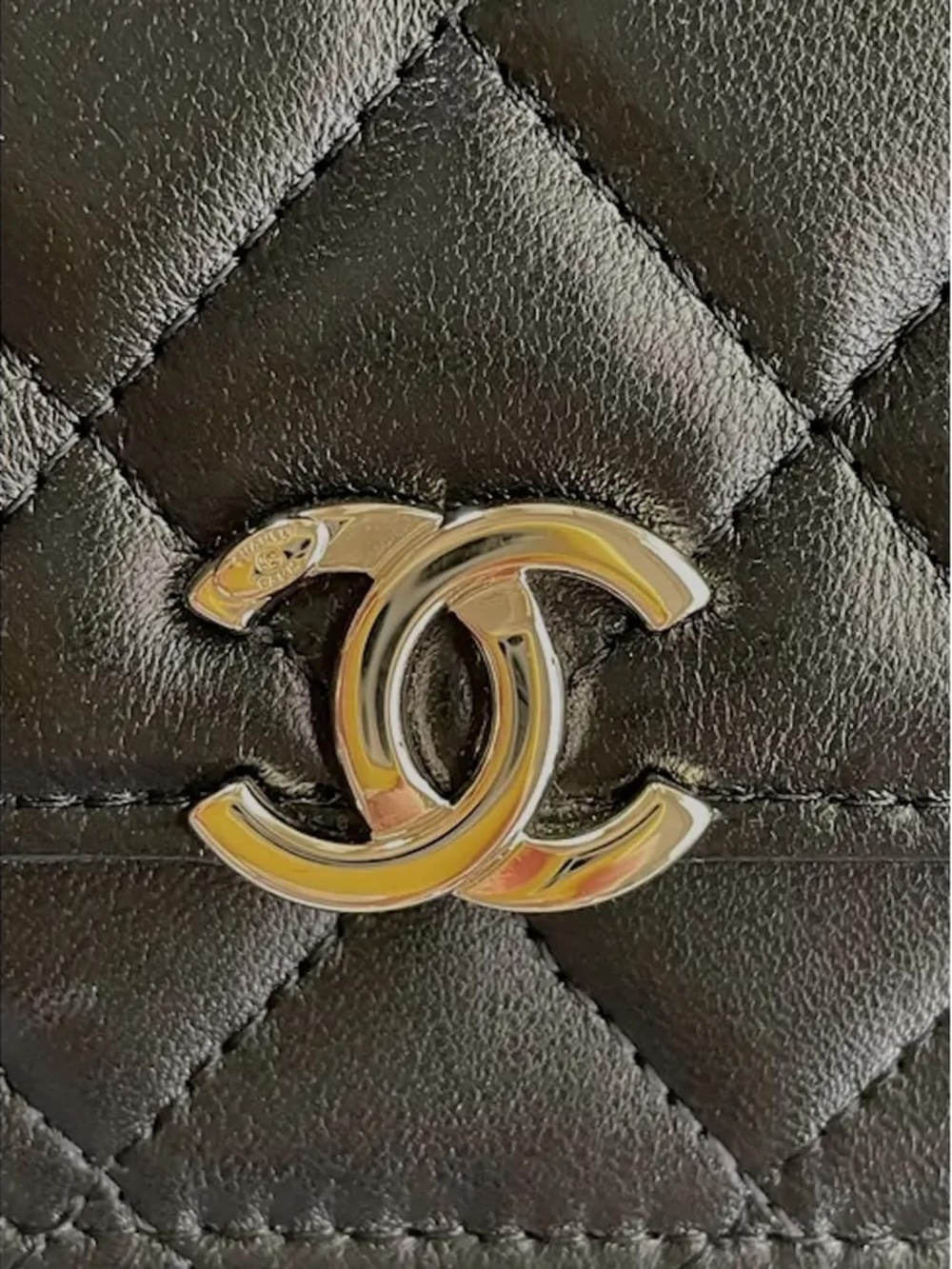***NEW - CHANEL Lambskin Quilted Top Handle Wallet On Chain - WOC - Picture 8 of 11